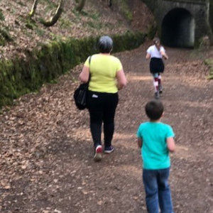 Birchwood-Farm-Campsite-Matlock-Derbyshire-Family-Walking-Trail