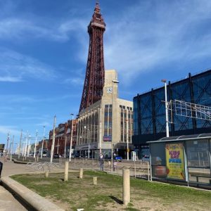 Family-friendly-holiday-park-with-indoor-pool-and-entertainment-blackpool-haven-marton-mere