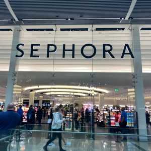 Family-Things-To-Do-in-London-Sephora-Westfield-Stratford-Shopping-Centre-Entrance